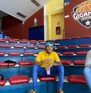 Meet your Posher, Jorge